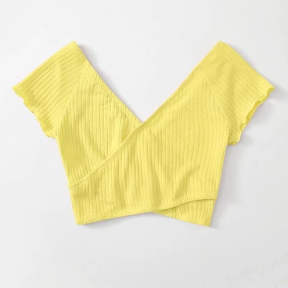 Cross wrap solid crop top - Picture 2 of 2